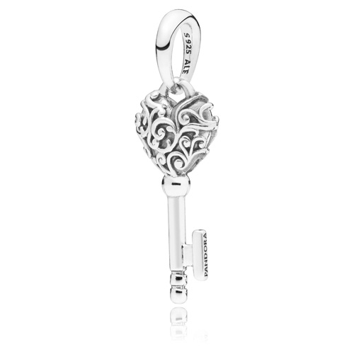 Retired Pandora Regal Pendant :: Sterling Silver :: Authorized Online Retailer