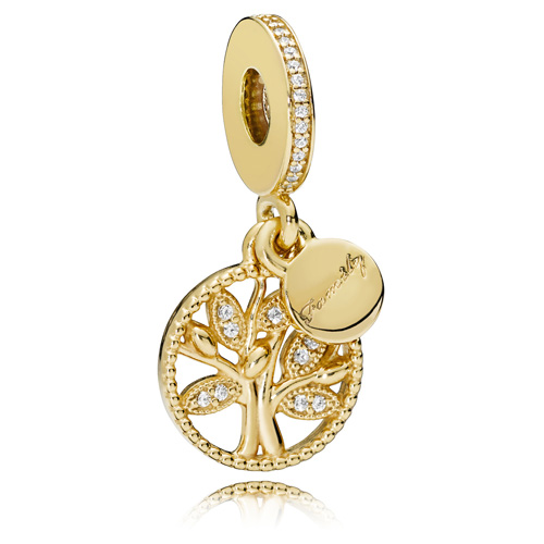 【美品・セット】PANDORA shine スペーサー2点 Amazon.com: PANDORA Scarecrow Guardian, Clear CZ: Clothing