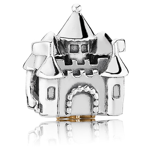 Pandora castle and crown charm 2025