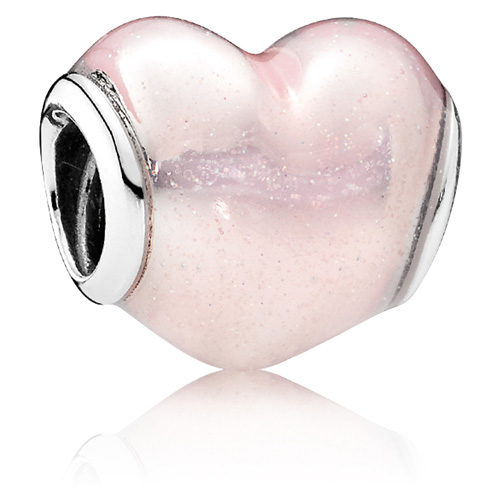Glittering hearts deals of pandora