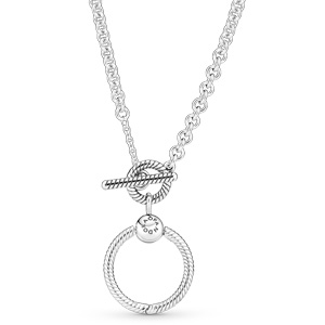 O Pendant T-Bar Necklace