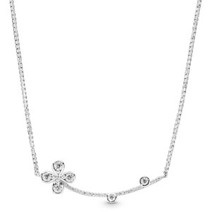 Four-Petal Flower Necklace