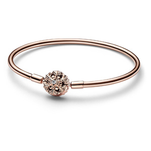 Rose Sparkling Snowflake Clasp Bangle