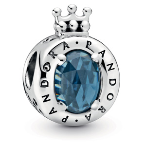 Blue Sparkling Crown O Charm